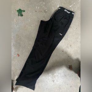 Grey’s Anatomy scrub pants - large